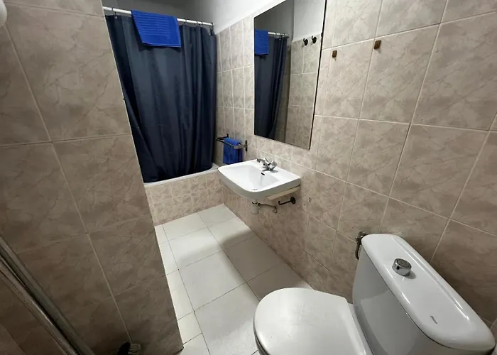 Camera tripla economica